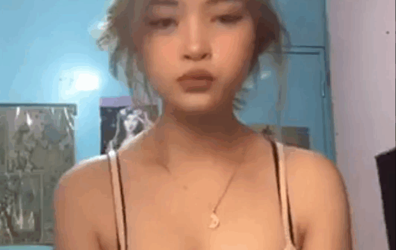 Inilabas ang Maputing Suso: Parang Kesong Puti, Malambot at Maputi