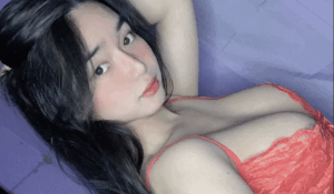 Mag Isa Ginawa Ang Kasiyahan Ni Monica